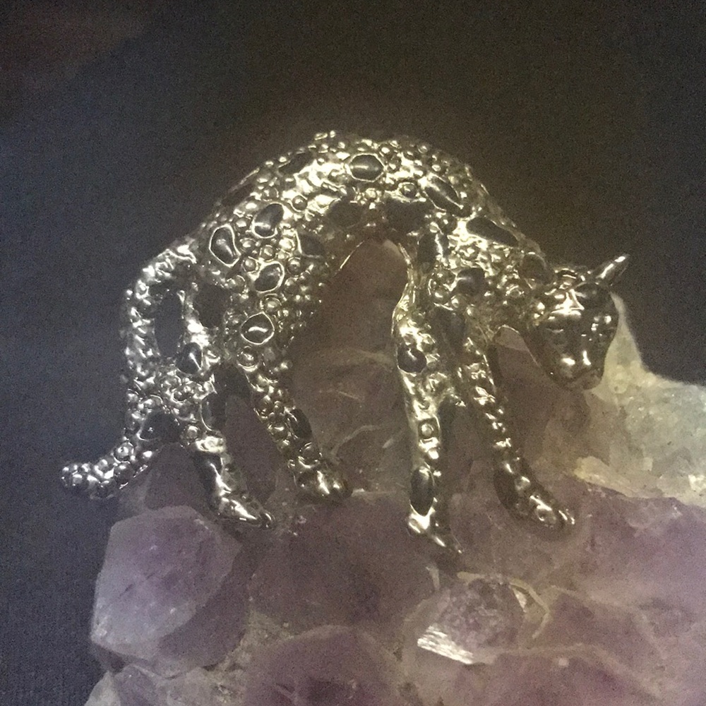 Brooch - Picture 3 of 3